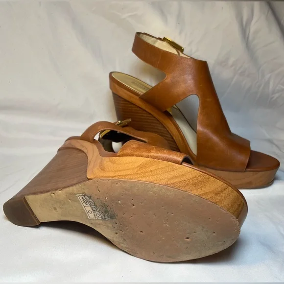 Michael Kors Leather Josephine Platform Wedge, Size 10 - Picture 3 of 3